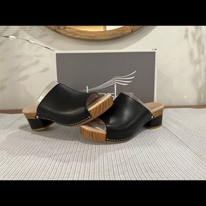 Dansko Maci Sandal size 8.5